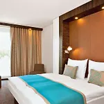 One Hotel 3*
