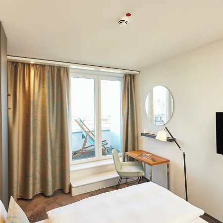 One Hotell
