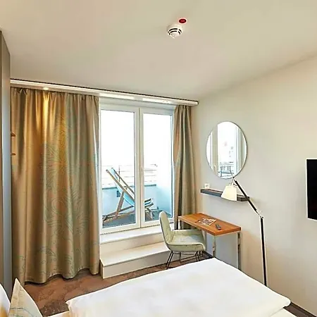 Hotel One