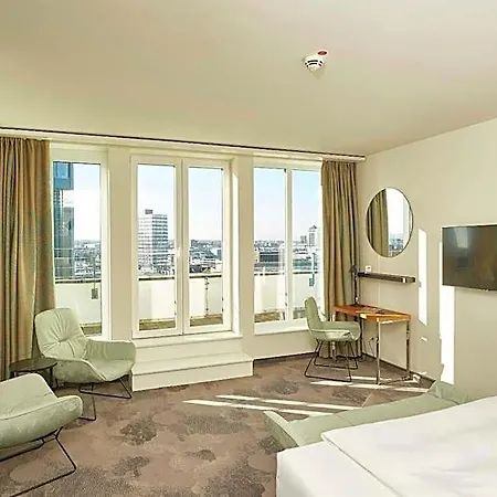 Hotel One