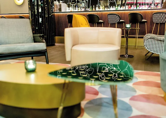 埃森1号汽车旅店 3*